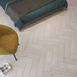 PISO MADERA NOGAL GRIS 15.03X60.39 CM - Image 2